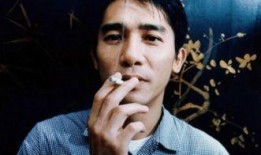 张学友爆料帅过梁朝伟视频,揭秘娱乐圈明星颜值对决