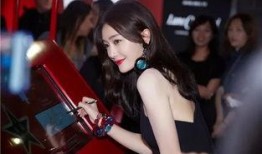 姨太爆料娱乐圈,娱乐圈幕后真相大揭秘