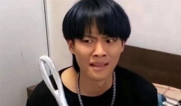 大杨哥爆料小杨哥画画原视频,小杨哥绘画天赋初露锋芒